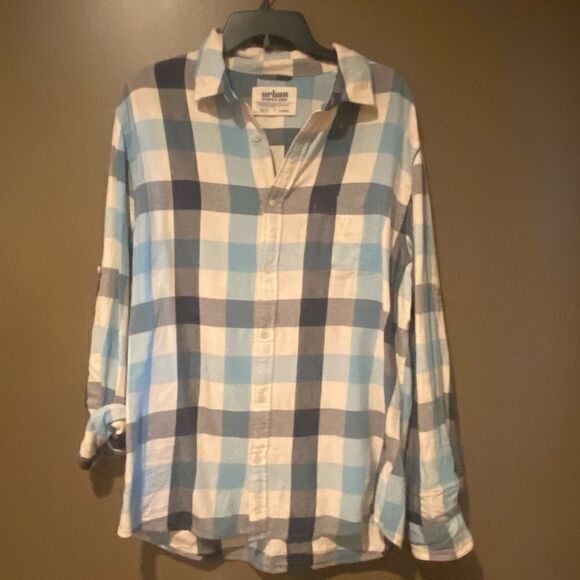 Urban Pipeline Shacket Size XL - Picture 2 of 11